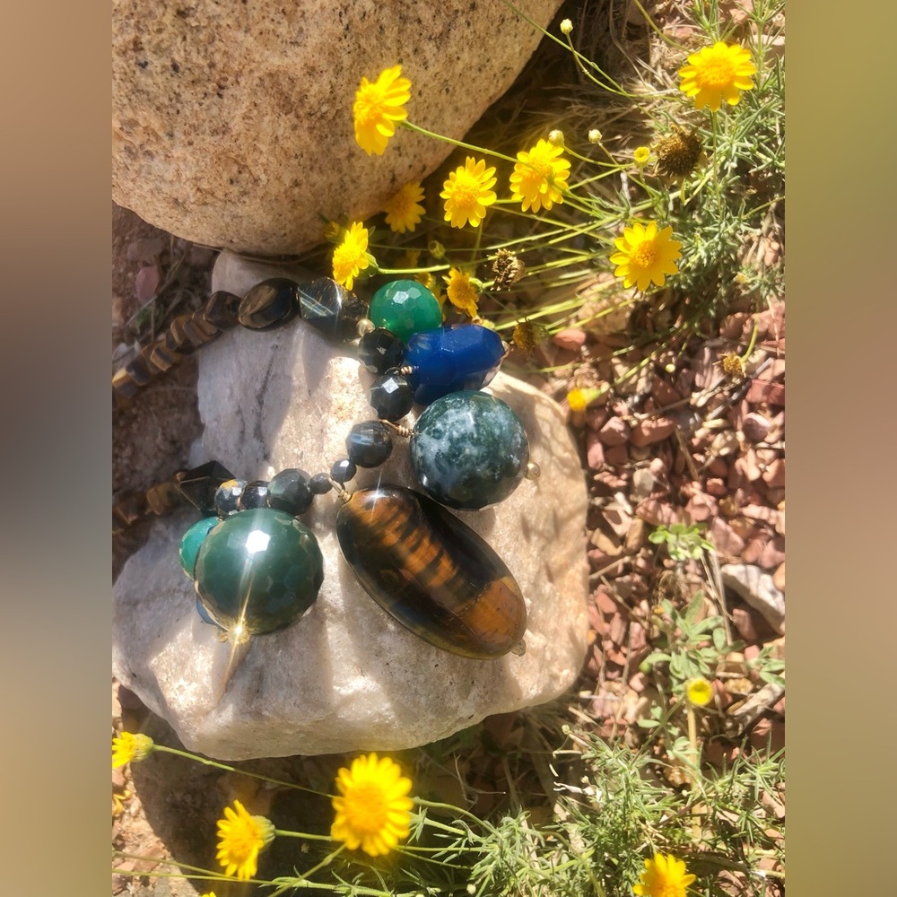 Barse Genuine Stone Bead Statement Necklace - Picture 4 of 10